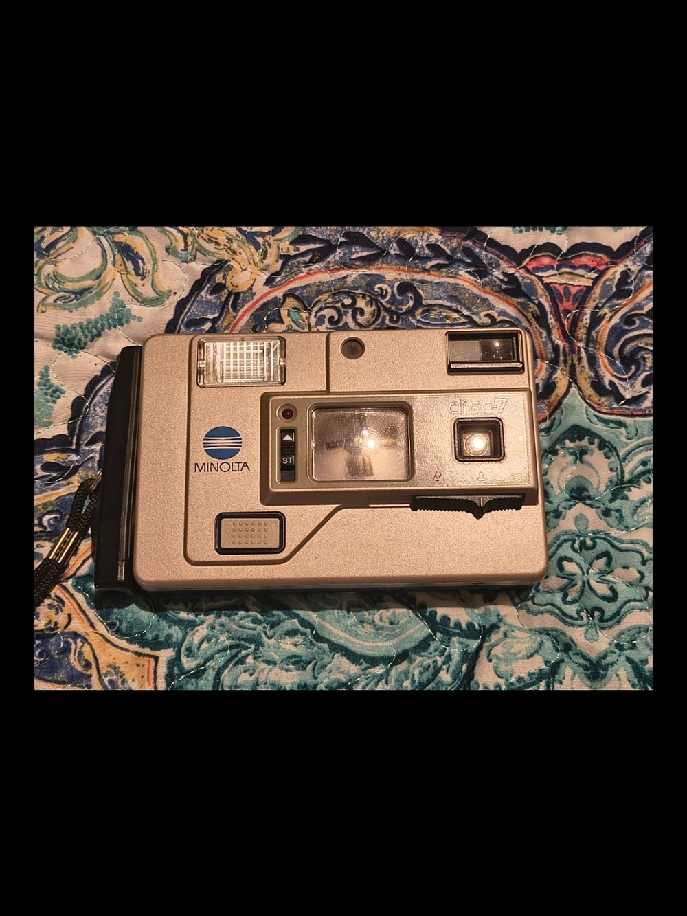 Minolta Disc-7 Vintage Camera With Strap